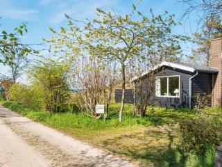 6 person holiday home in Glesborg - 7