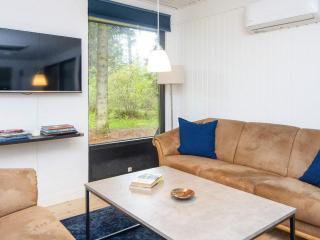 6 person holiday home in Ans By-By Traum - Roe - 2