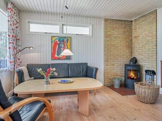 4 person holiday home in Aakirkeby-By Traum - 8