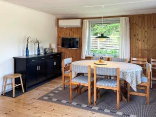 6 person holiday home in Struer-By Traum - 2