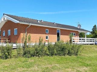10 person holiday home in Juelsminde-By Traum - 0