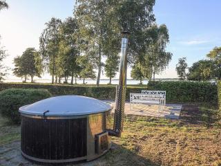 Seafront Holiday Home with Hot Tub - 6