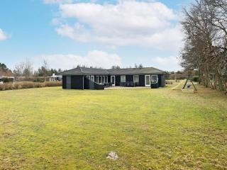 8 person holiday home in Hals-By Traum - 7