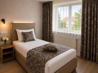 Niko Hotel Hildesheim - 9