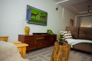 Akupu homes-Kilimanjaro view,10pax Breakfast - 4