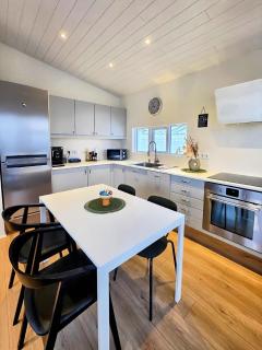 Seljanlandsfoss Cabin & Private Jacuzzi - 4