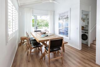 The Lodge, Noosa - Stylish Retreat with Pool - 3