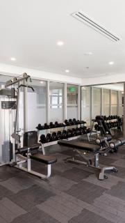 Modern Iloilo Studio Free Parking and Pool - 8