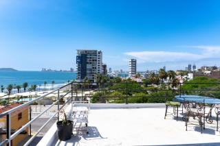 Apartment just steps from the boardwalk - 0