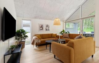 Pet Friendly Home In Glesborg With Sauna - 8