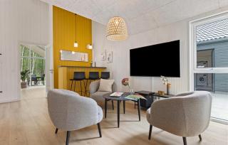 Pet Friendly Home In Glesborg With Sauna - 5