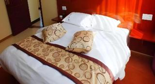 Lijiang Precious Dream Hotel - 1