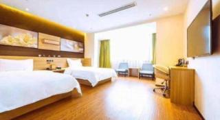 IU Hotel Chongqing Jiangbei International Airport - 8