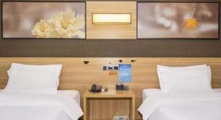 IU Hotel Chongqing Jiangbei International Airport - 5