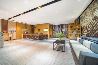 IU Hotel Zhengzhou Erqi Wanda Plaza Daxue Road Branch - 9