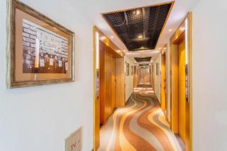 James Joyce Coffetel·Renmin University Metro Station - 3