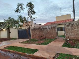 Casa próxima ao centro da Cidade e do Hospital Universitário - 2