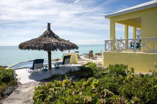 Tranquilville 3BR - Newly Remodeled Home Calm Caribbean Pool home - 0