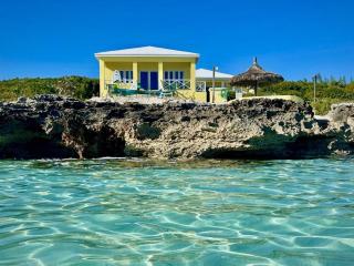 Tranquilville 3BR - Newly Remodeled Home Calm Caribbean Pool home - 8