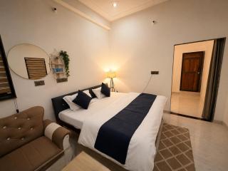 Hitakshi Hotel and Homestay - 4