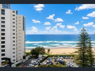 Huge 2BR Apartment with Stunning Ocean Views - 0
