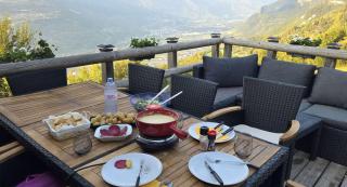 Chalet panoramique avec vue alpine à 180 degrés - poêle scandinave & nature - 3