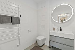 1-BR with Outdoor Space - Onsite Parking for 19,90 per Day - 3
