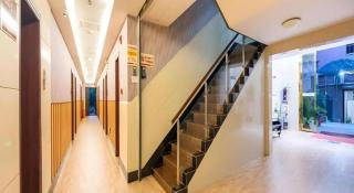 Super 8 Hotel Shiyan Beijing Middle Road - 3