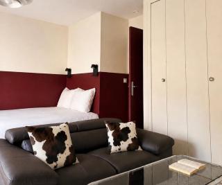 Appartement 12 min Paris - Parking Privé Gratuit - Wifi - Netflix - Balcon - 0