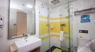 7 Days Inn Guangzhou Zhongshan 1st Overpass Branch - 5