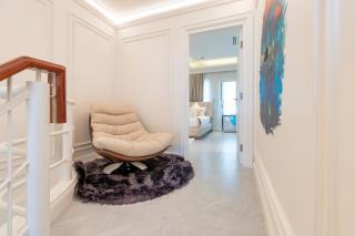 THE Ivory House - 2