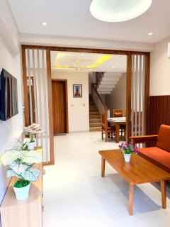 Premium 3BHK luxury Villa- Bhimtal Kainchi Dham - 1