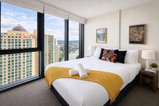 SKY-HIGH HAVEN-Rooftop Infinity Pool Parking WiFi - 6