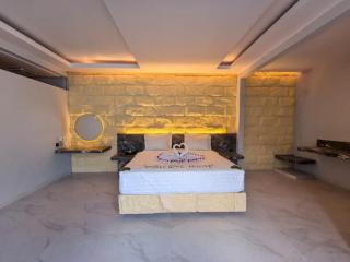 Seashell Resort - 8