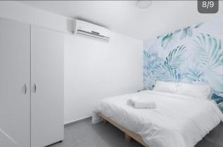 Apartment 8 with Shared Garden - 4