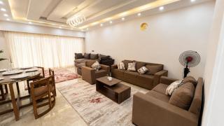 Elegant 3BR Stay - Prime Location B8 - 1