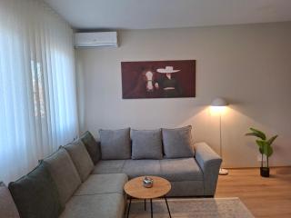 Aria Seventh Apartment - 7