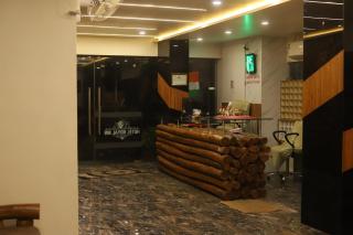Hotel Royal Inn - 0
