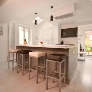 Sea-Renity Sidmouth Sleeps 6 Parking for 2 Vehicles - 8