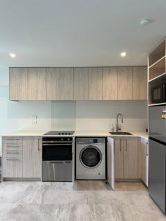 Brand-New, Central, Ground Floor Apartment, Sauna, Spa & Ice Bath - 6