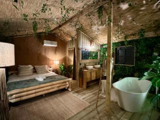 Jungle Lodge - 8