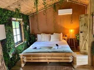 Jungle Lodge - 3