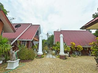 OYO 90642 Twin Mutiara Chalet & Homestay - 3