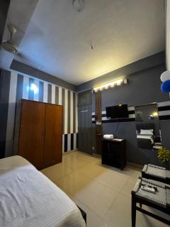 Hotel Hot Spot - 3