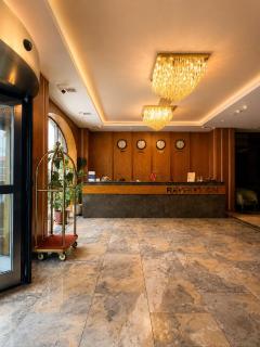Regal Hotel Spa - 1