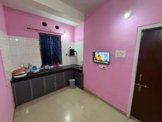 The Happy Hut Homestay - 4