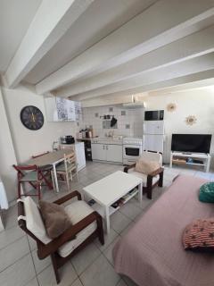Maison cosy 3 étoiles au cœur de la circulade de Bram 2 chambres - 6