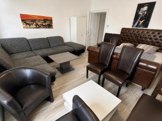 Comfortable Studio Stay Close to FAC Platz - 8