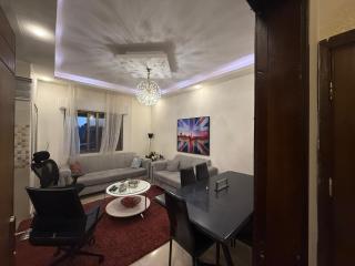 Modern Central West Amman Apartment Near Malls & City Life - 8