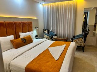 Hotel The Armaani Elites By Velmont,Delhi IGI Airport - 5